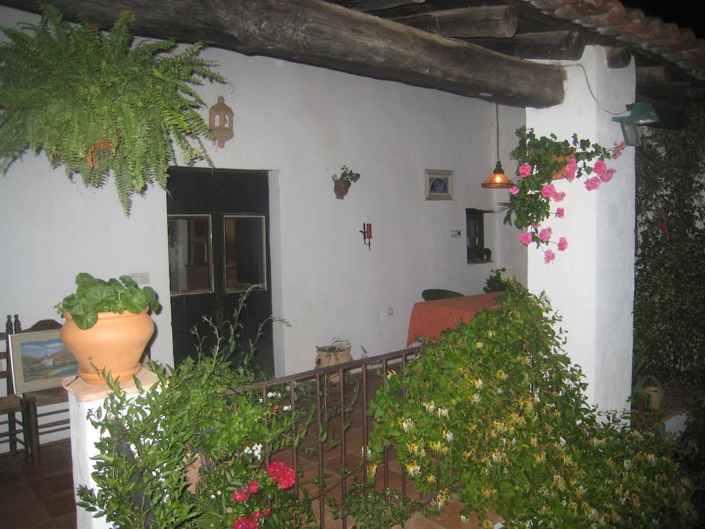 Posada Del Castano Castano de Robledo Exteriér fotografie